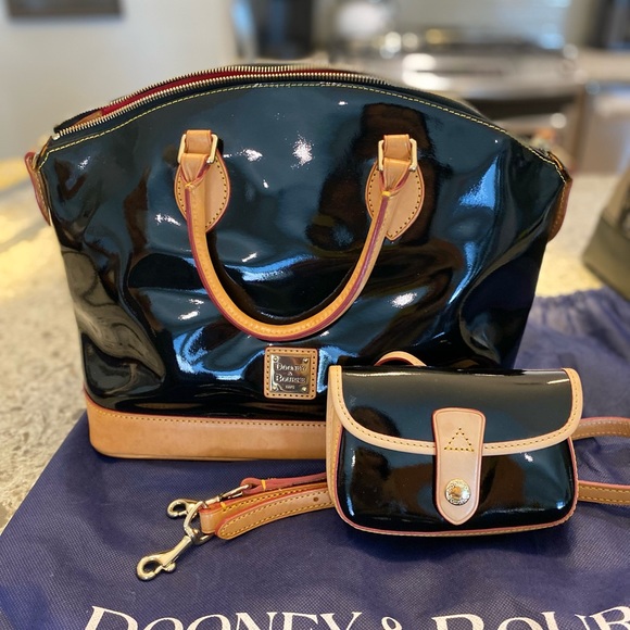 NEW Dooney and Burke - Picture 4 of 6